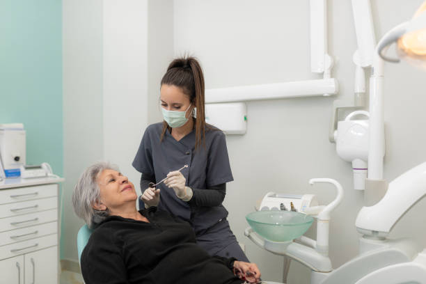 Best Weekend Emergency Dentist in Coronita, CA